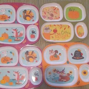Colorful Animal-Themed Divided Plates